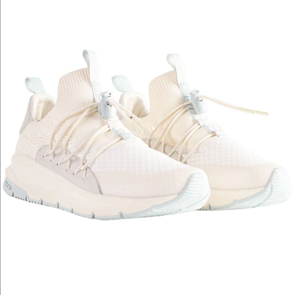 Ollie Gray Sneakers - Cara Loren